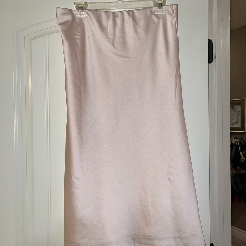 Elegant Satin Maxi Skirt in Soft Pink